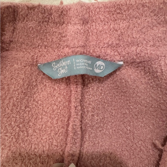 Southern Shirt Co - Dreamluxe Printed Sweater and short set flower power - Picture 8 of 9